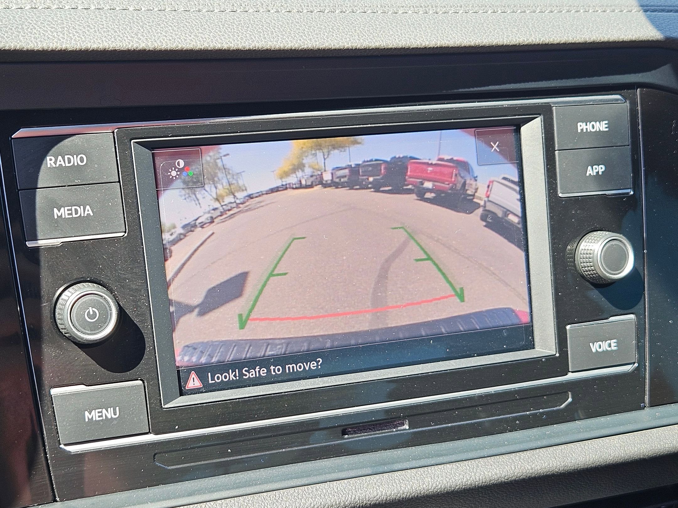 Used 2024 Volkswagen Jetta Sport image 17