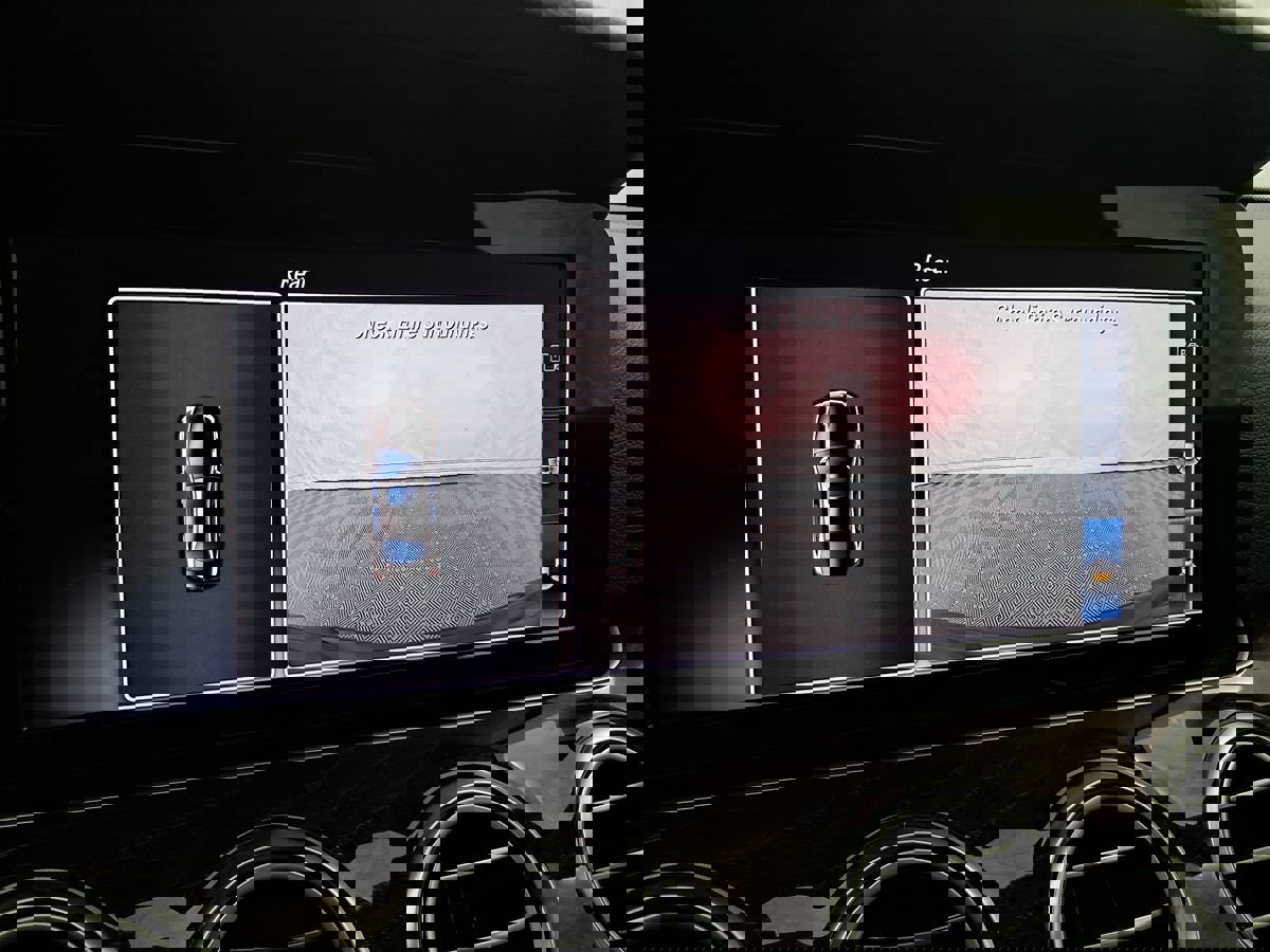 Used 2018 Mercedes-Benz E 400 4MATIC Sedan image 26