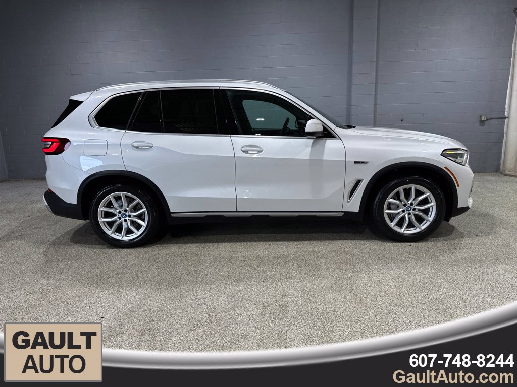 Used 2023 BMW X5 xDrive45e AWD/4WD image 2