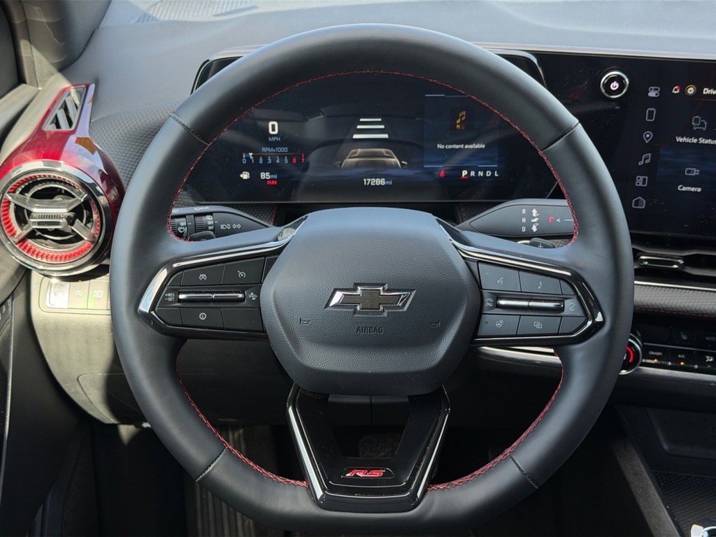 Used 2025 Chevrolet Equinox RS image 18