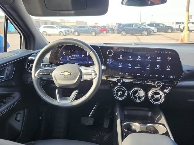 Used 2024 Chevrolet Blazer EV LT image 15