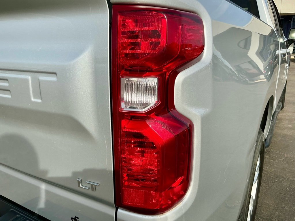 Used 2020 Chevrolet Silverado 1500 LT w/ Texas Edition image 16
