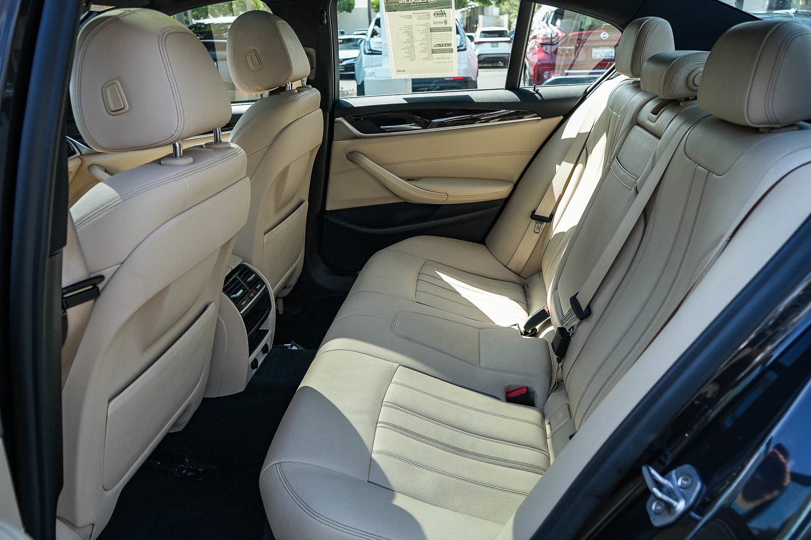 Used 2019 BMW 540i w/ Convenience Package RWD image 18