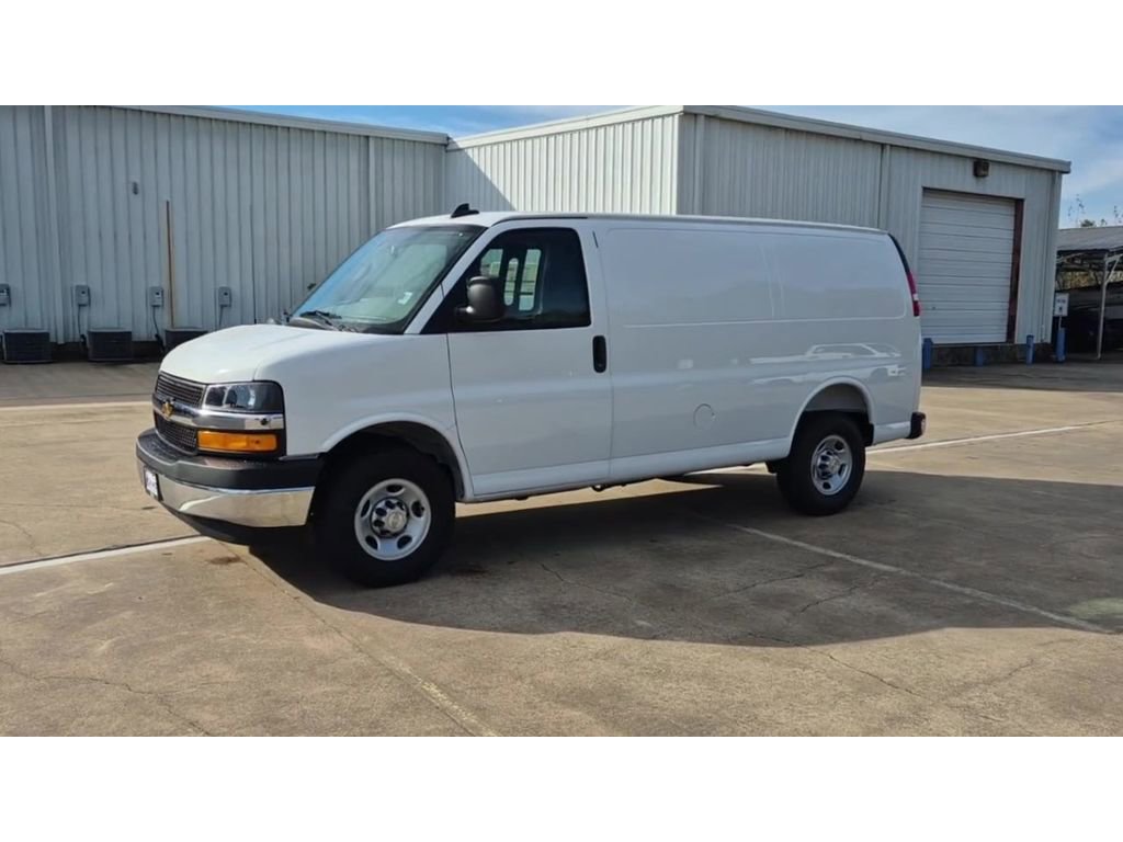 New 2025 Chevrolet Express 2500 w/ Driver Convenience Package image 4