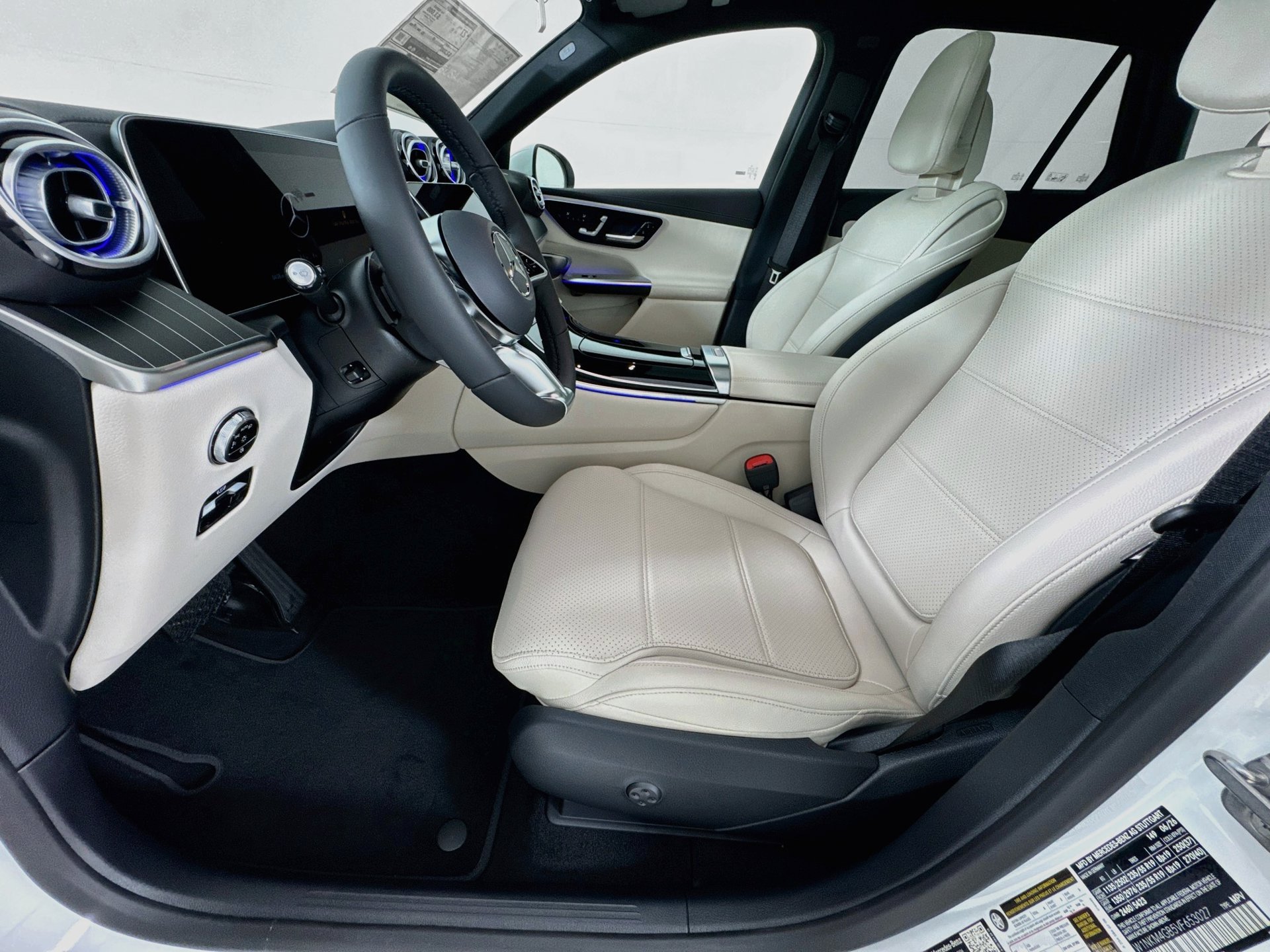 New 2027 Mercedes-Benz GLC 300 image 23