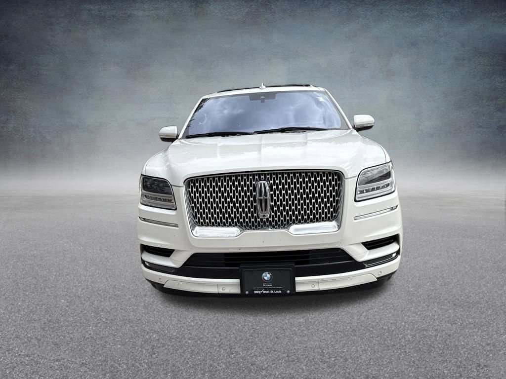 Used 2020 Lincoln Navigator L Reserve w/ Equipment Group 208A Reserve image 9