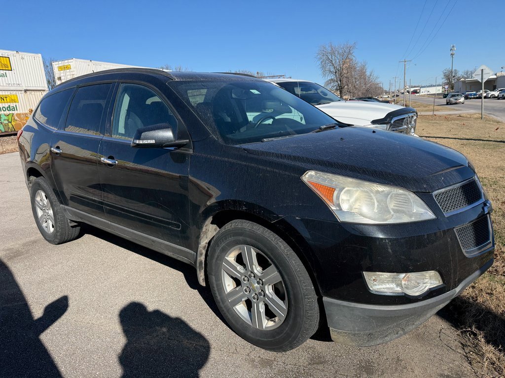 Used 2011 Chevrolet Traverse LT image 4