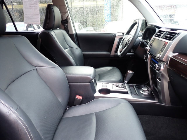 Certified 2021 Toyota 4Runner Limited AWD/4WD image 3