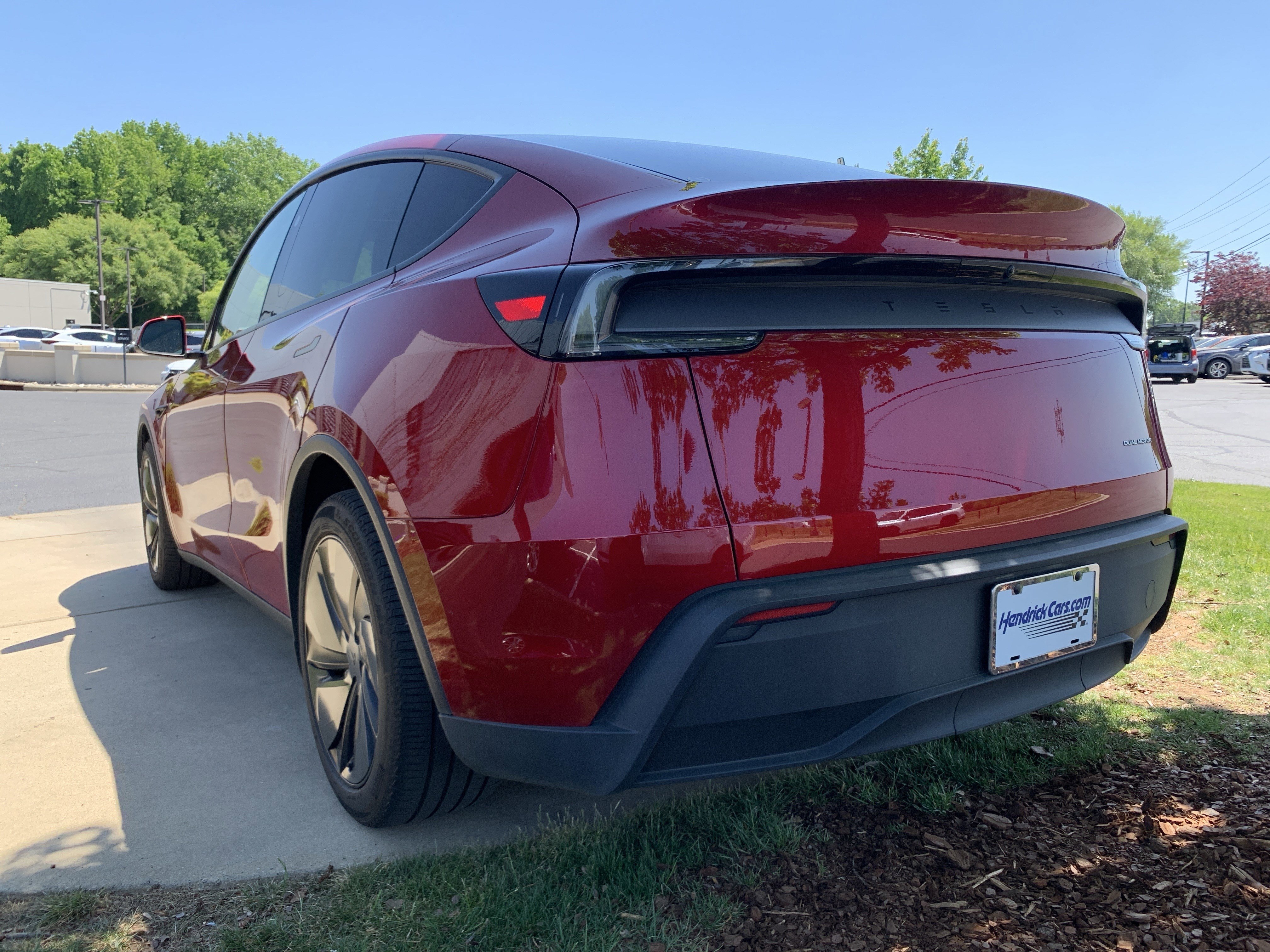 Used 2026 Tesla Model Y AWD image 34