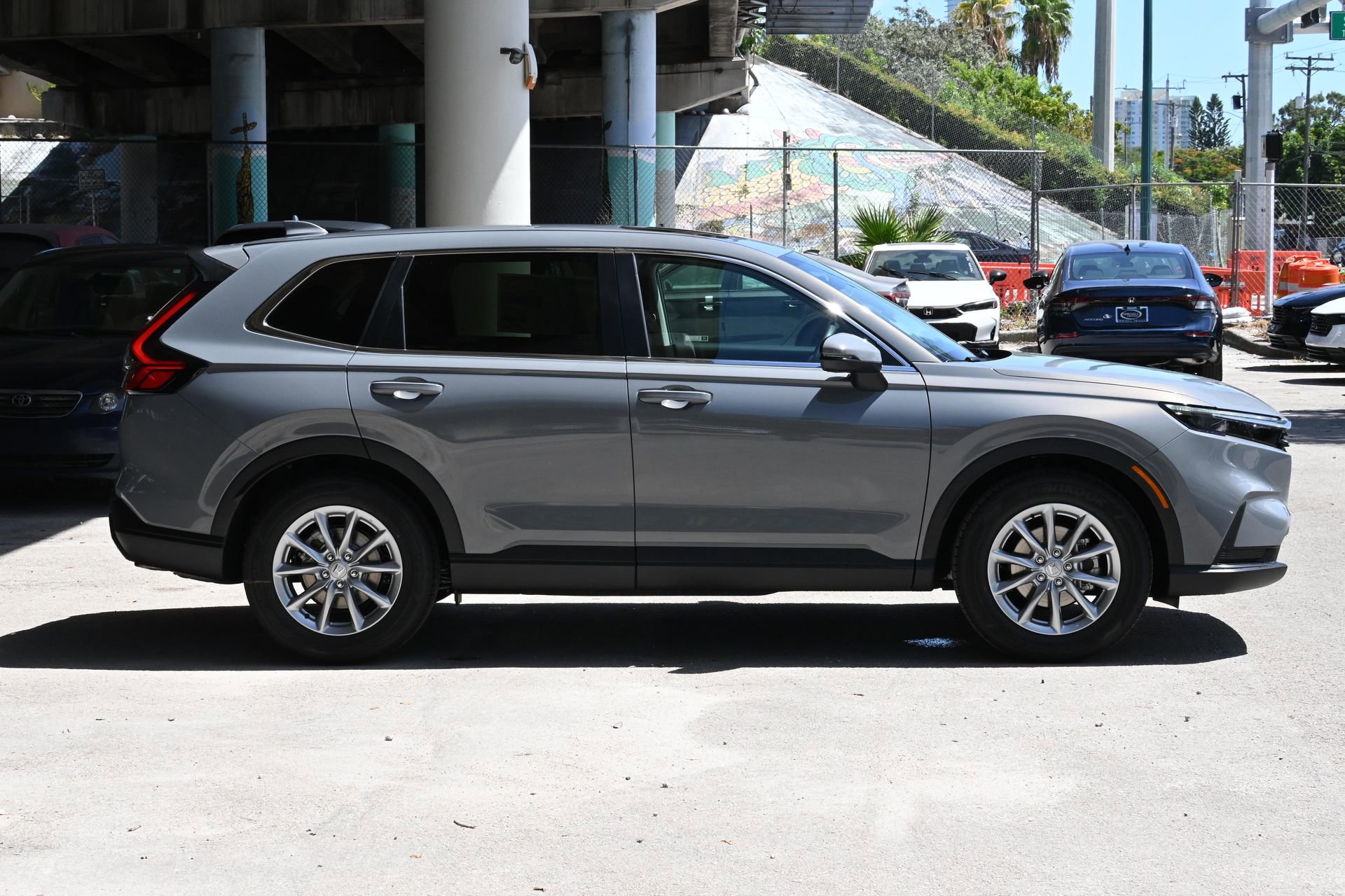 New 2026 Honda CR-V EX image 4