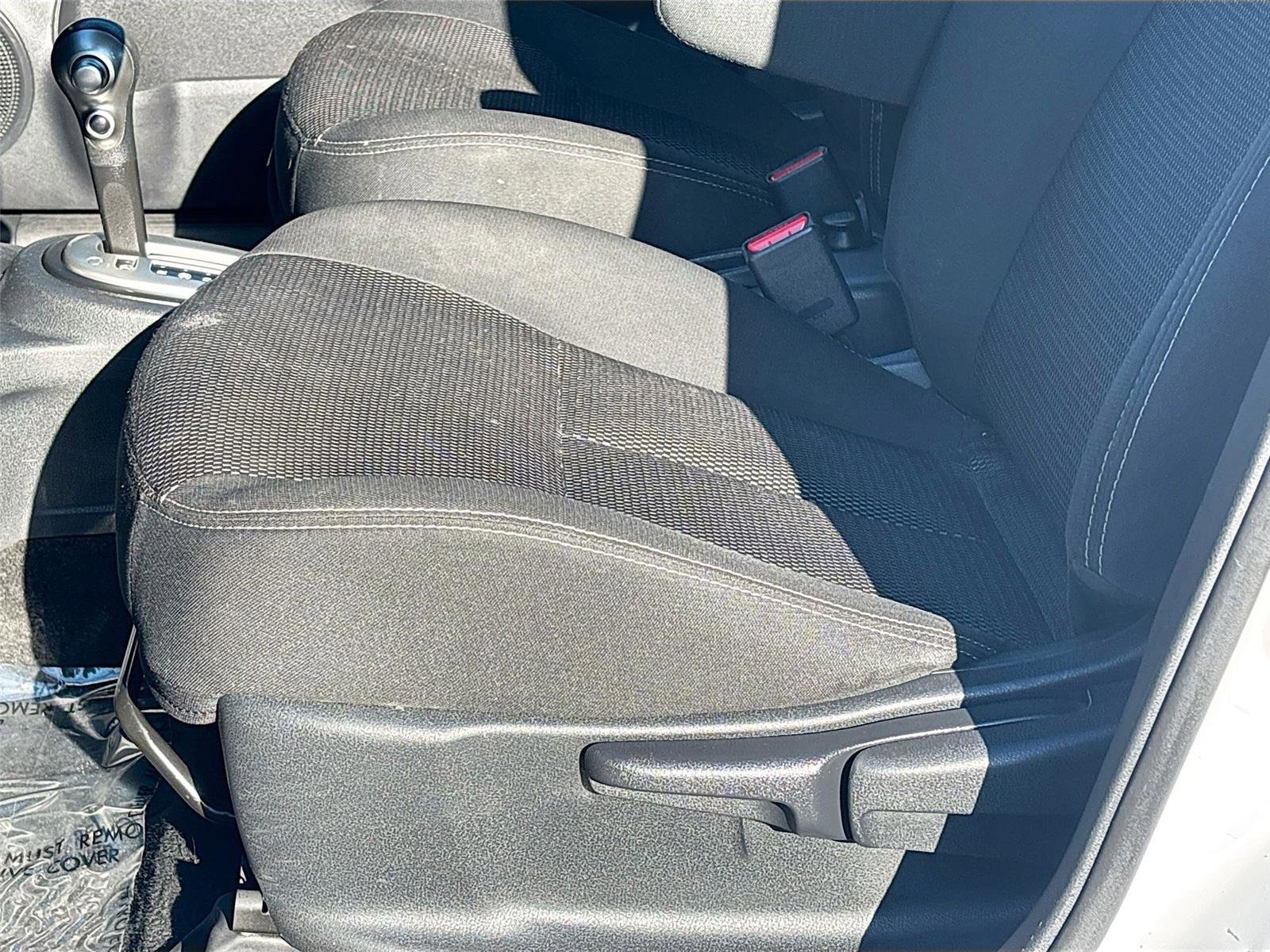 Used 2018 Nissan Versa SV image 19