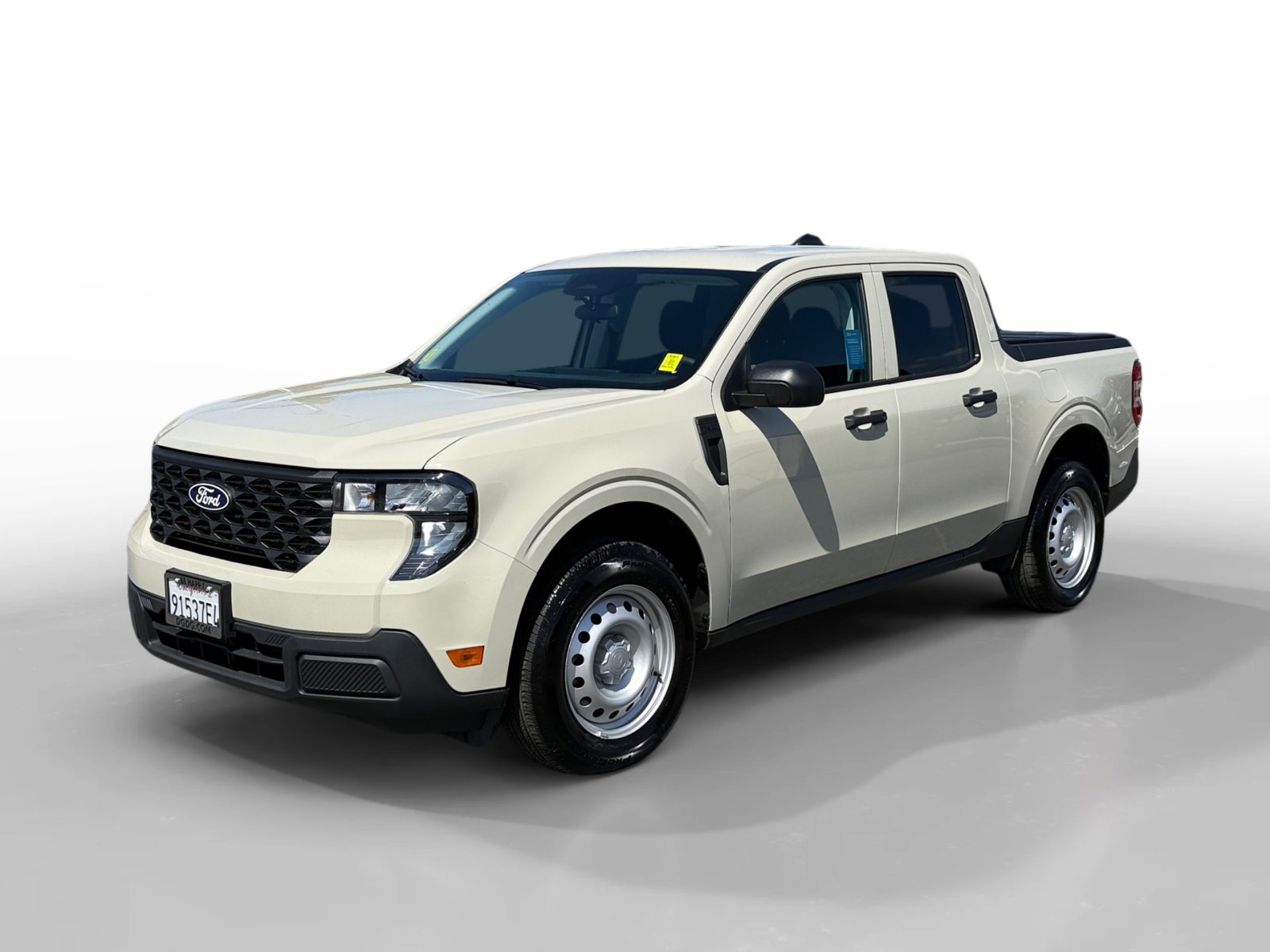 Used 2025 Ford Maverick XL image 1