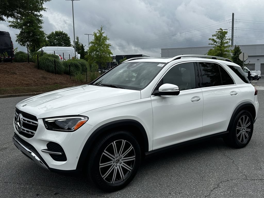 Certified 2025 Mercedes-Benz GLE 350 4MATIC image 4