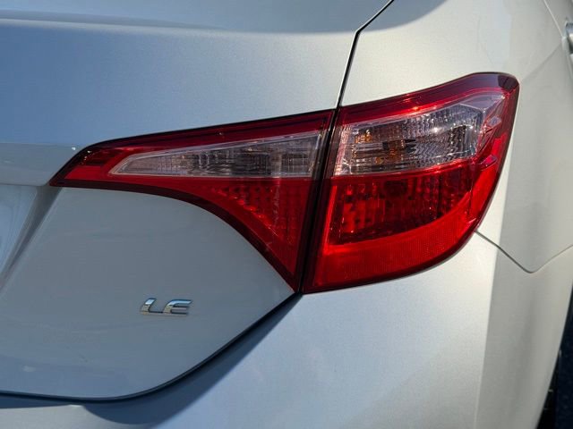 Used 2017 Toyota Corolla LE w/ Carpet Mat Package (TMS) image 19