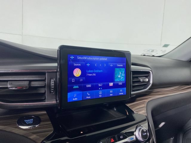 Used 2022 Ford Explorer Limited w/ Hybrid Equipment Group 310A AWD/4WD image 6