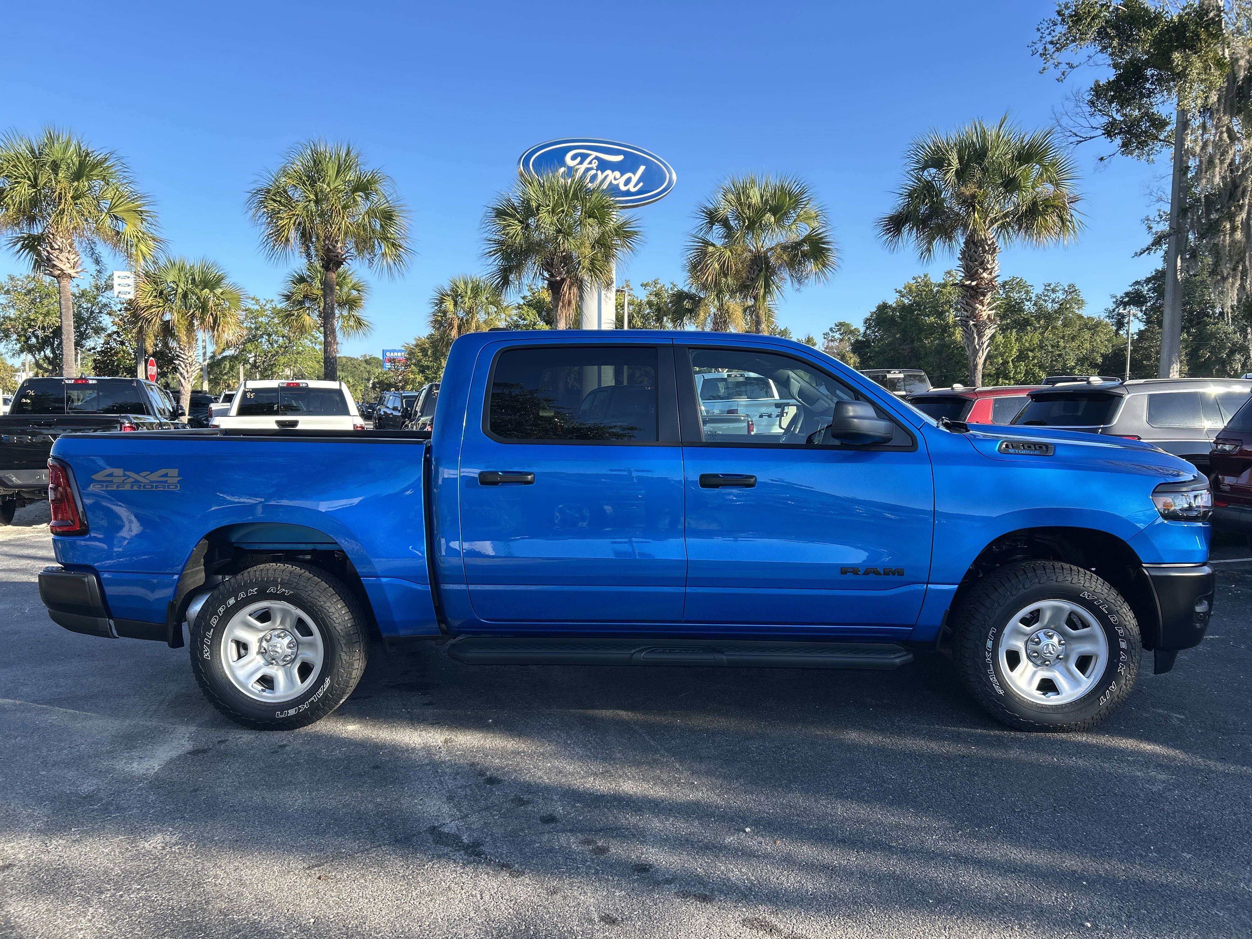 New 2025 RAM 1500 Tradesman w/ Off Road Group image 8