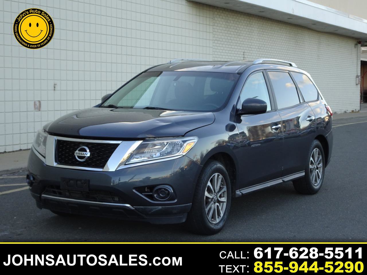 Used 2013 Nissan Pathfinder SV image 1