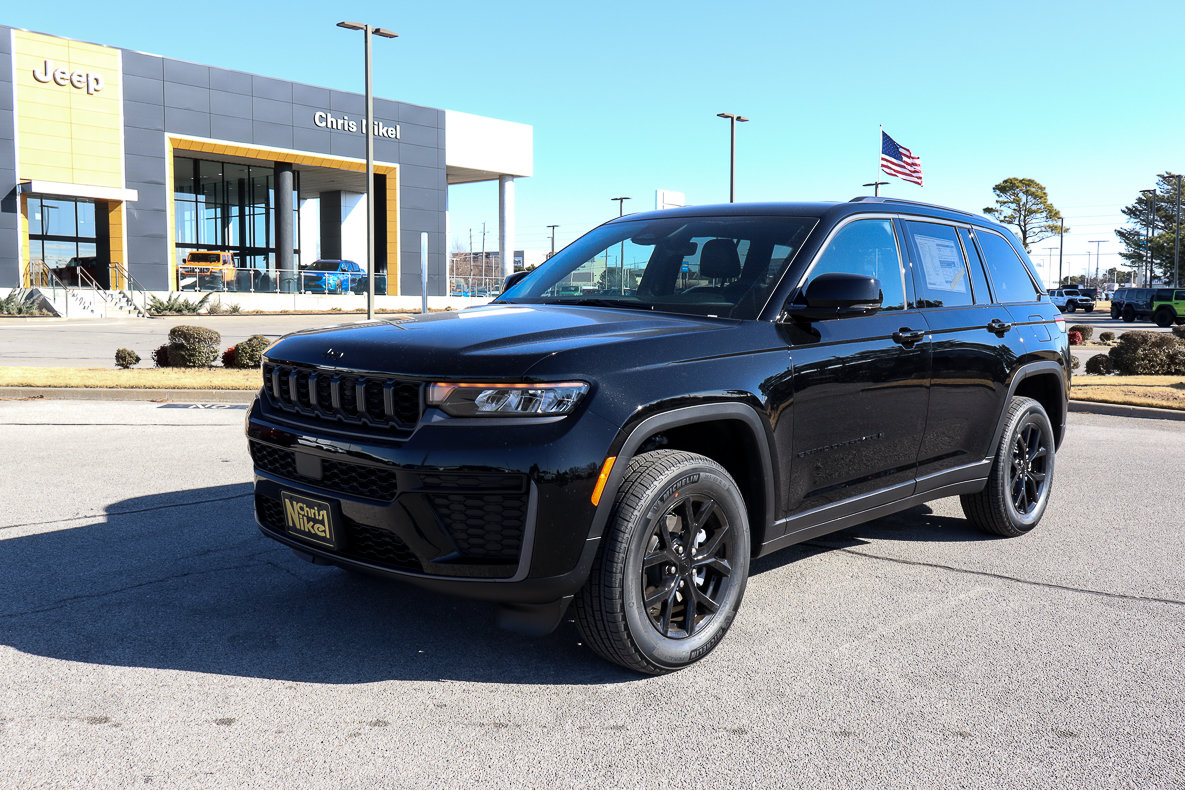 New 2026 Jeep Grand Cherokee Altitude