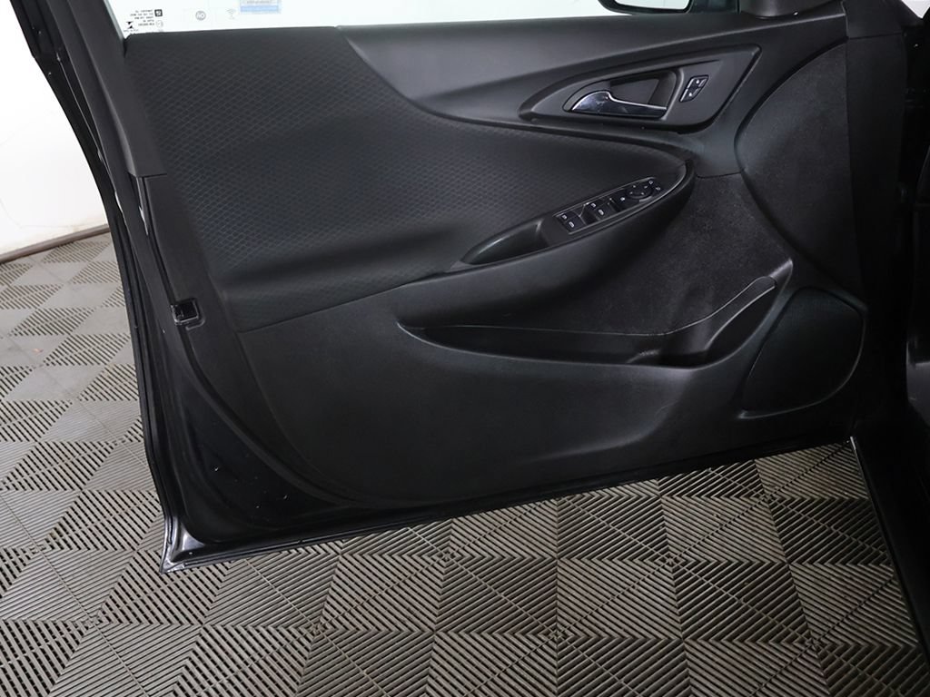 Used 2024 Chevrolet Malibu RS FWD image 18
