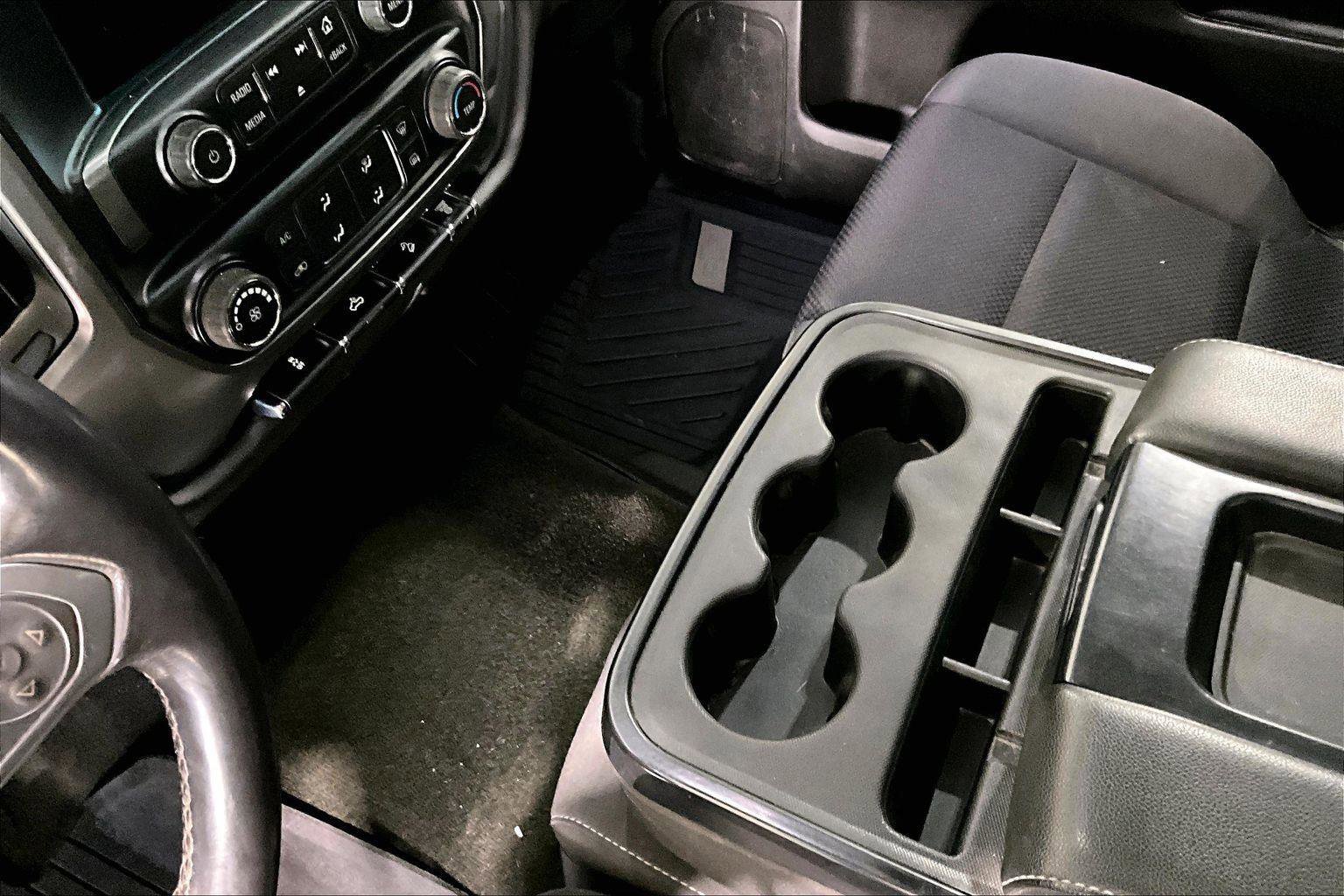 Used 2018 Chevrolet Silverado 2500 LT w/ Z71 Package, Off-Road image 17