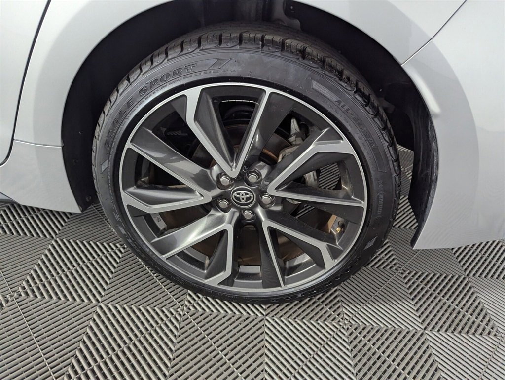 Used 2022 Toyota Corolla XSE image 18