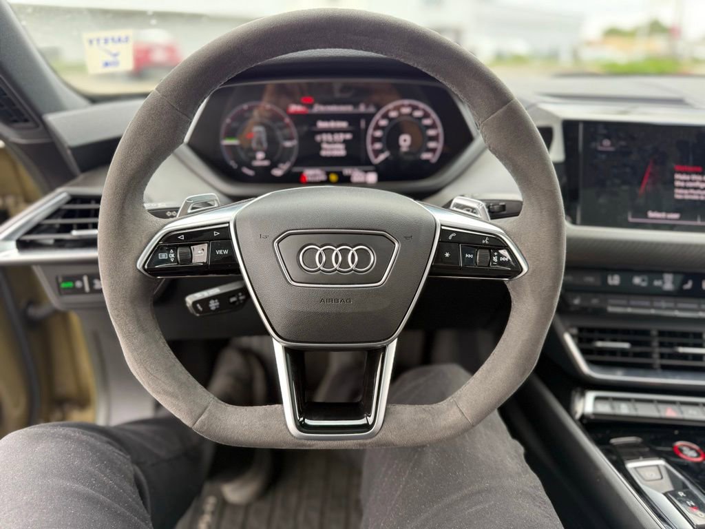 Used 2023 Audi e-tron GT Premium Plus w/ Performance Package image 6