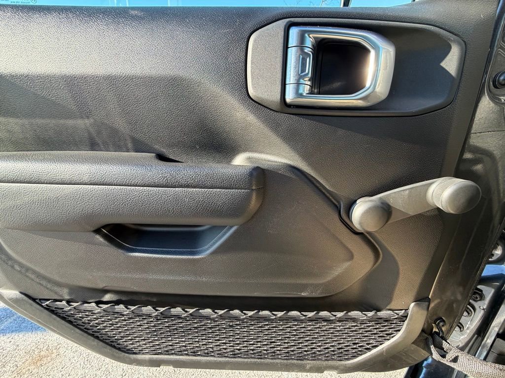 Certified 2024 Jeep Gladiator Sport image 32