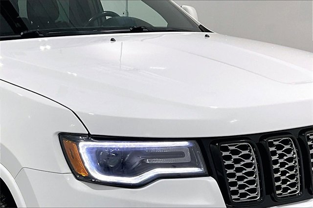 Used 2020 Jeep Grand Cherokee Altitude image 33