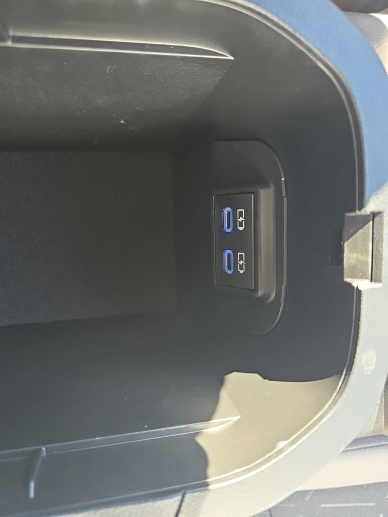 Used 2022 Toyota RAV4 XLE w/ Convenience Package image 33