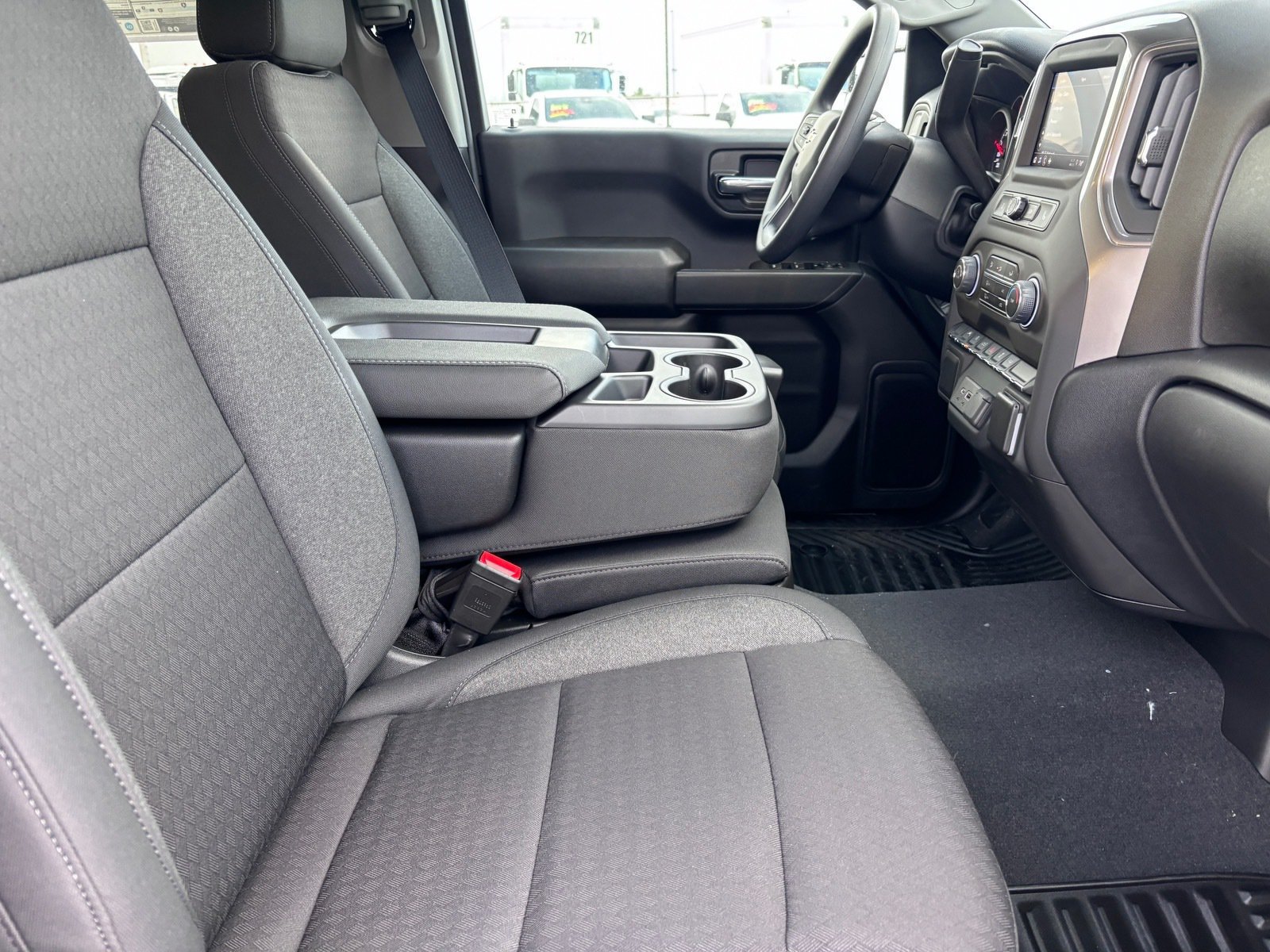 New 2026 Chevrolet Silverado 1500 Custom RWD image 10