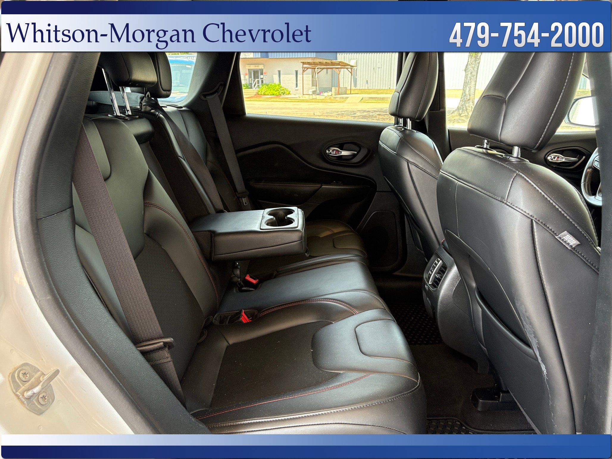 Used 2020 Jeep Cherokee Trailhawk w/ Comfort/Convenience Group AWD/4WD image 31