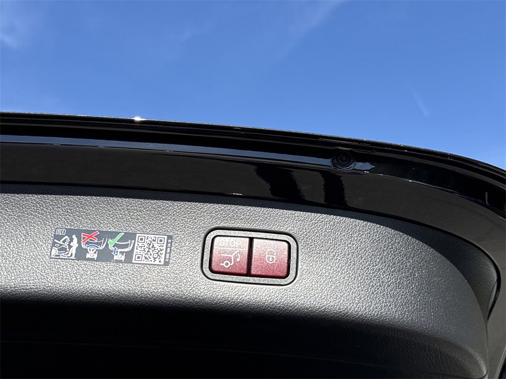 New 2026 Mercedes-Benz GLC 300 4MATIC image 16