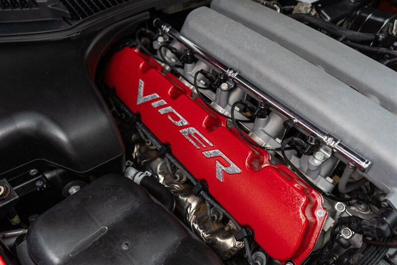Used 2004 Dodge Viper SRT-10 RWD image 49