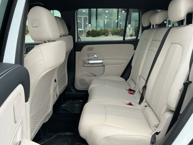 New 2025 Mercedes-Benz GLB 250 image 15