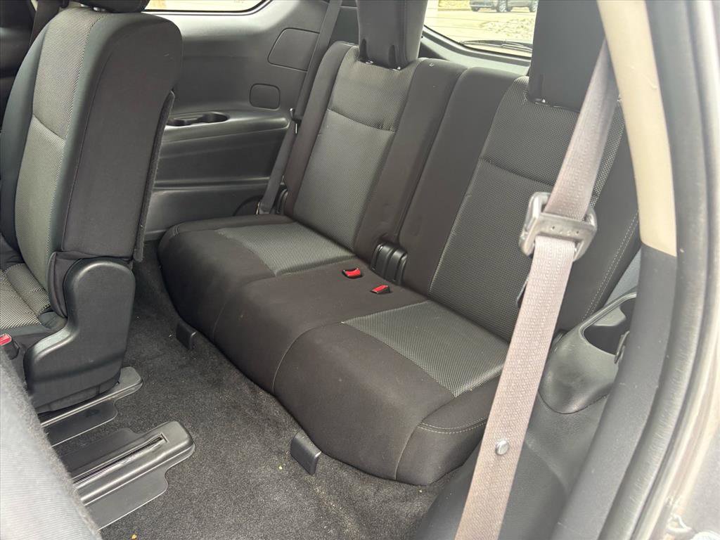 Used 2018 Nissan Pathfinder SV image 30