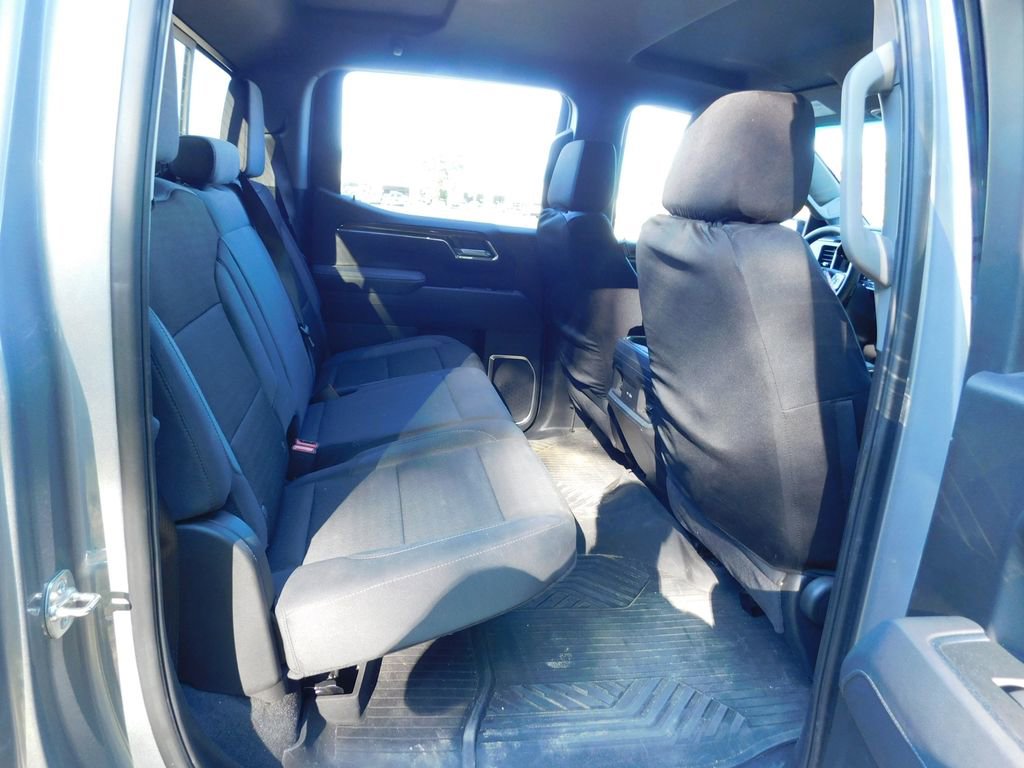 Certified 2025 Chevrolet Silverado 1500 RST AWD/4WD image 5