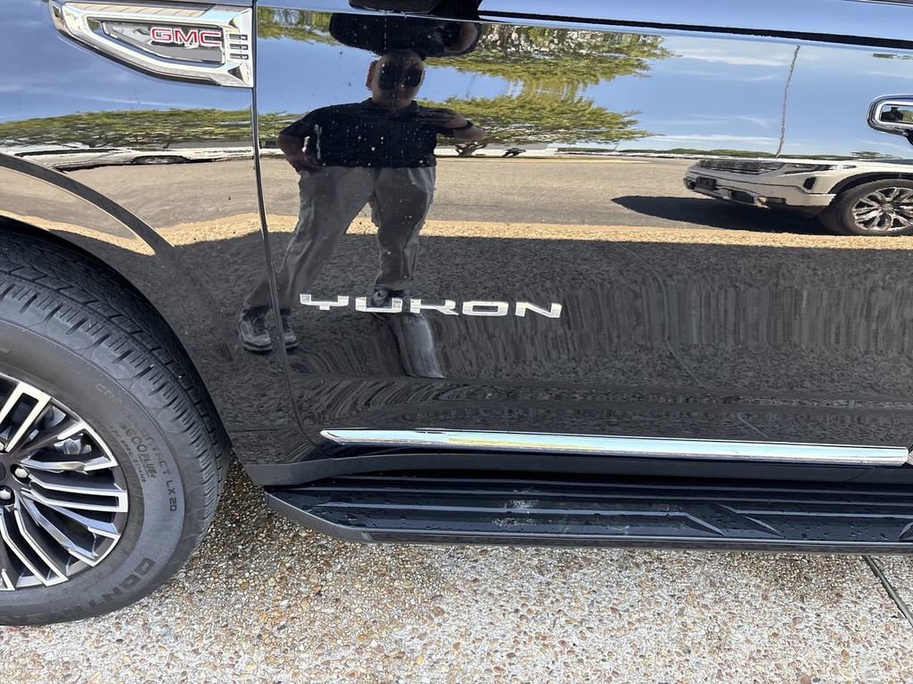 Certified 2025 GMC Yukon Elevation image 32