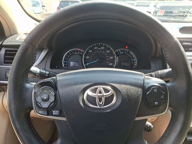 Used 2014 Toyota Camry XLE image 25