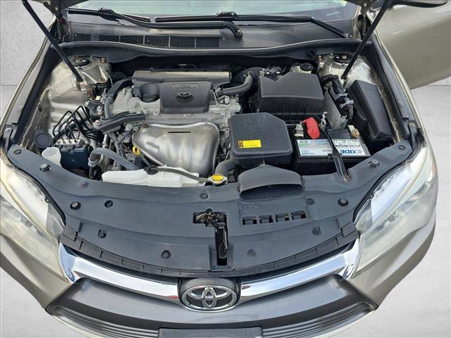 Used 2015 Toyota Camry LE FWD image 29