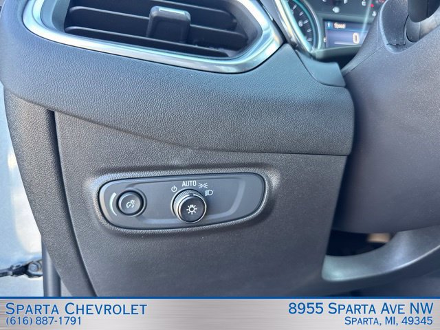 Used 2024 Chevrolet Equinox LT w/ Driver Convenience Package AWD/4WD image 15