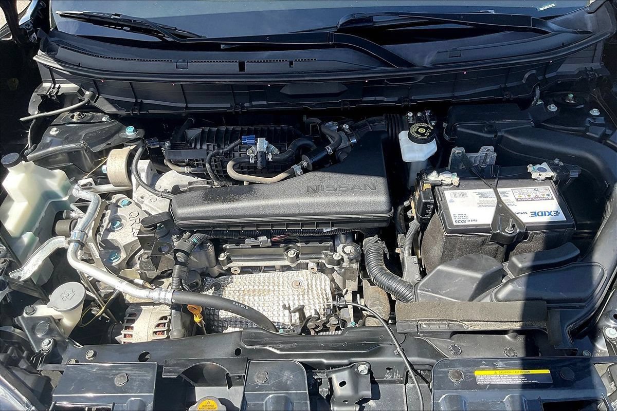 Used 2020 Nissan Rogue S FWD image 29