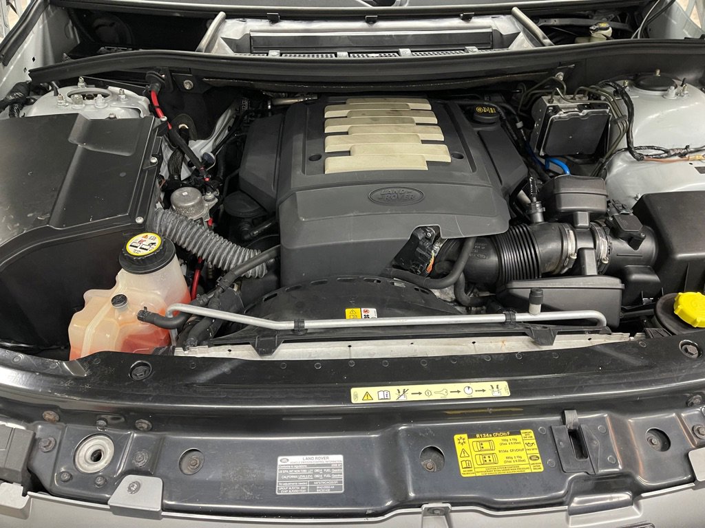 Used 2008 Land Rover Range Rover HSE image 29