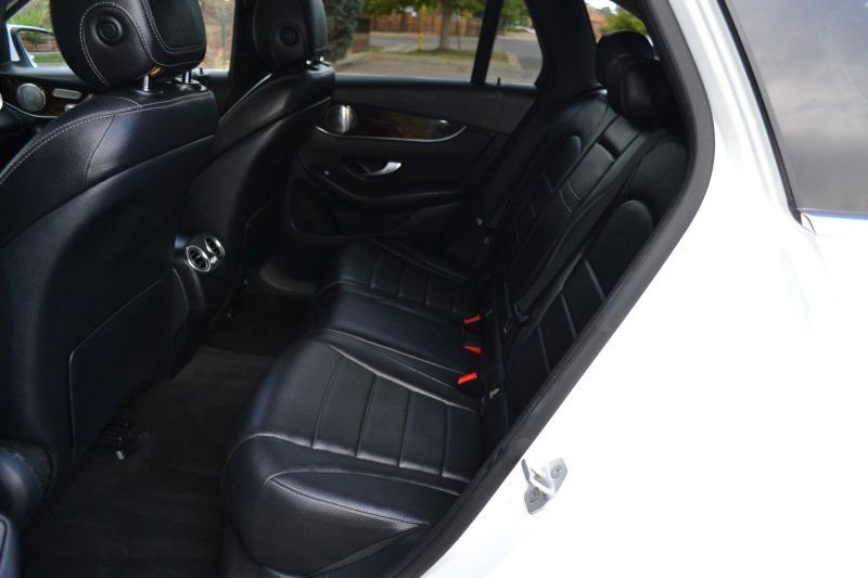 Used 2016 Mercedes-Benz GLC 300 4MATIC image 30