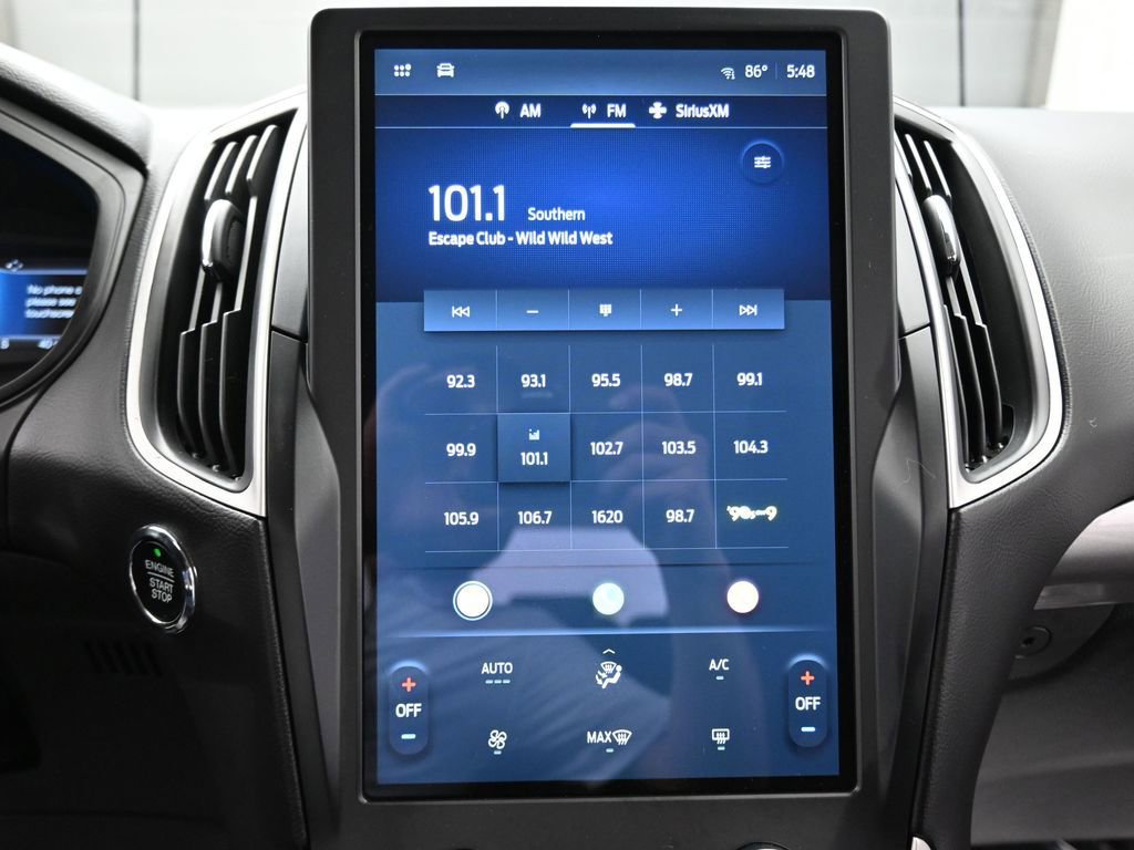 Used 2024 Ford Edge SE AWD/4WD image 9
