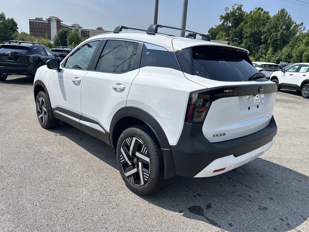 New 2026 Nissan Kicks SV w/ Cold Weather Package FWD image 5