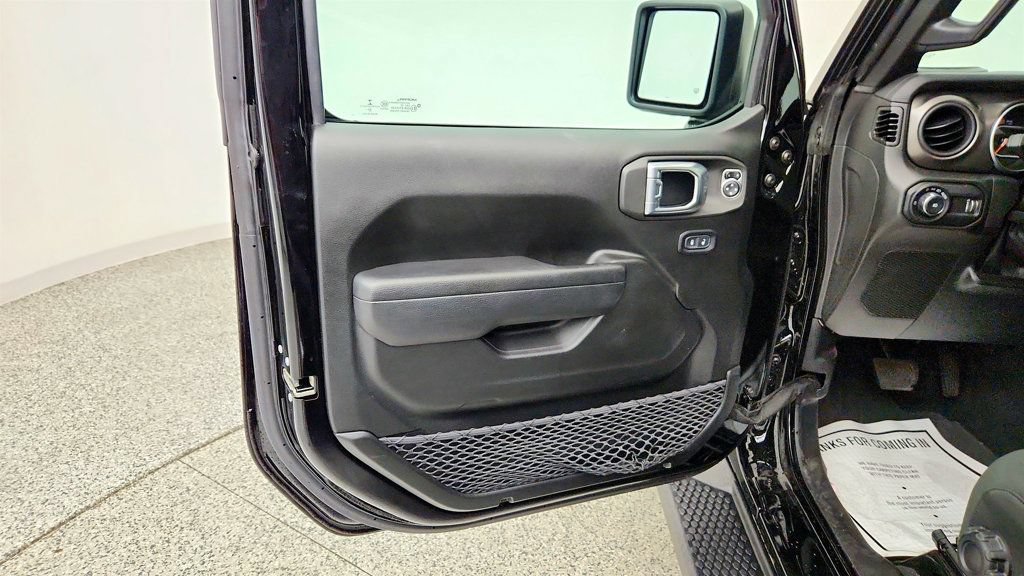 Used 2023 Jeep Wrangler Unlimited Sport AWD/4WD image 11