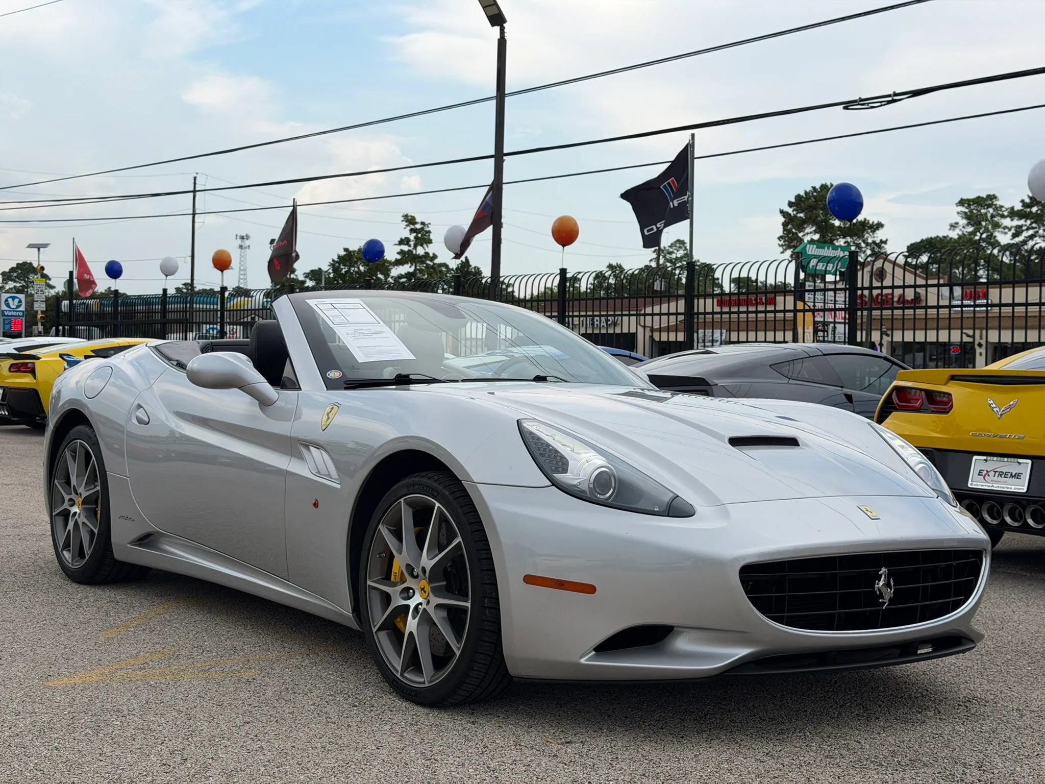 Used 2010 Ferrari California RWD image 7