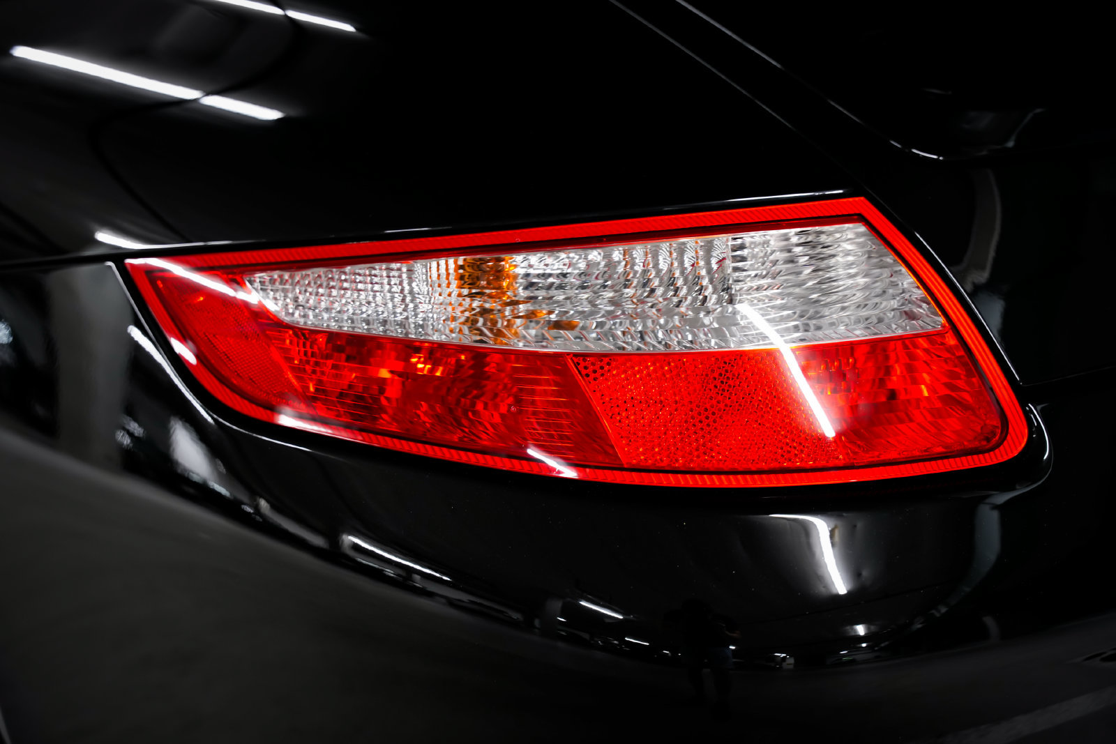 Used 2006 Porsche 911 Carrera S RWD image 28
