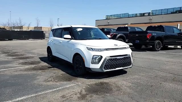 Used 2020 Kia Soul S FWD image 2
