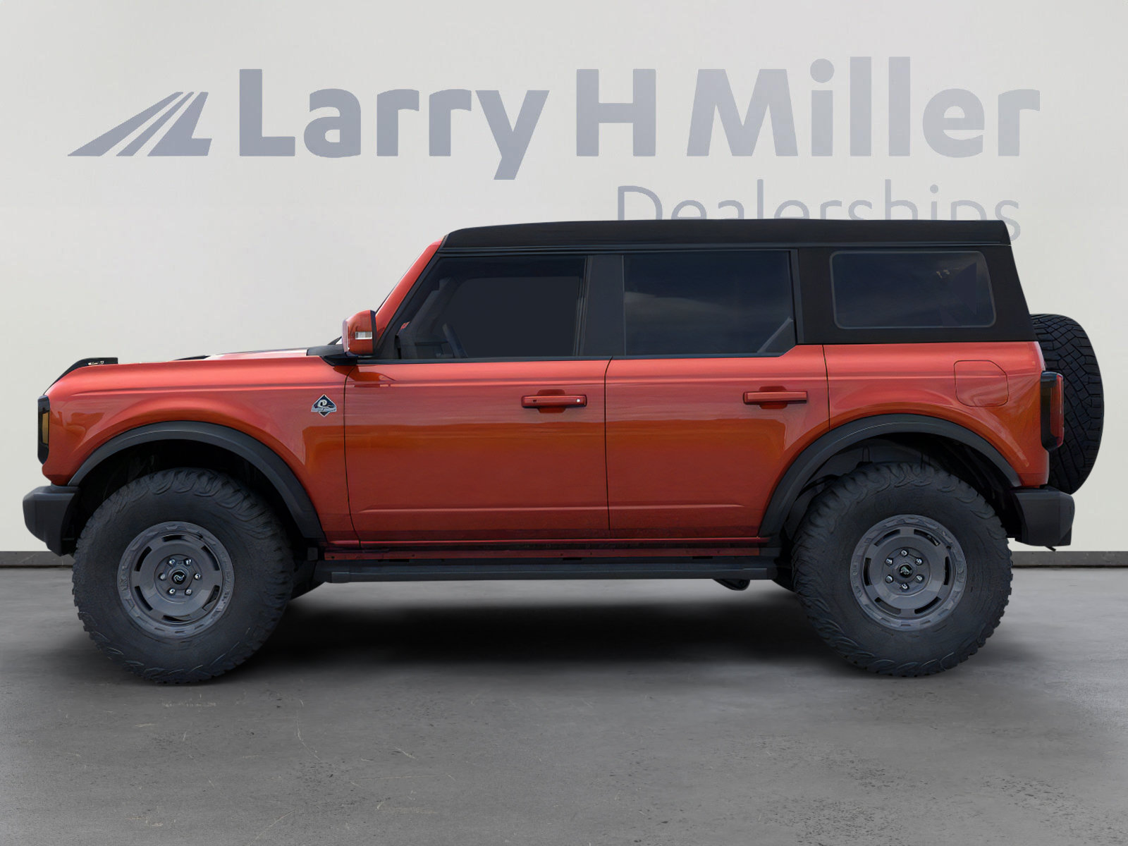 New 2024 Ford Bronco Outer Banks AWD/4WD image 3